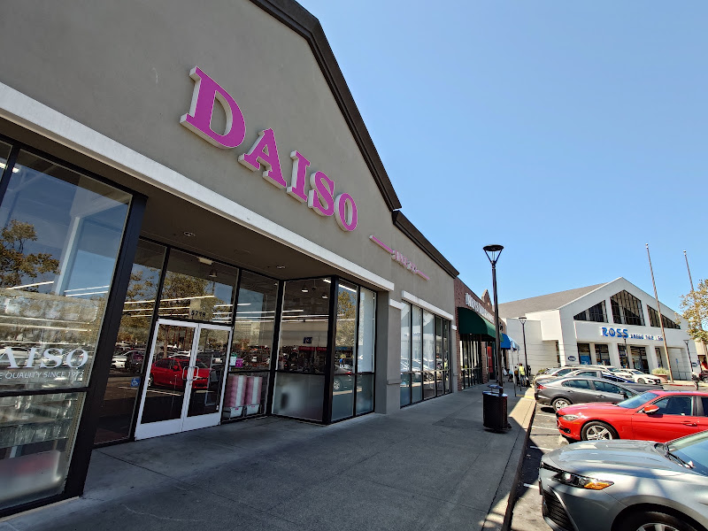 Daiso - Japanese Household Goods