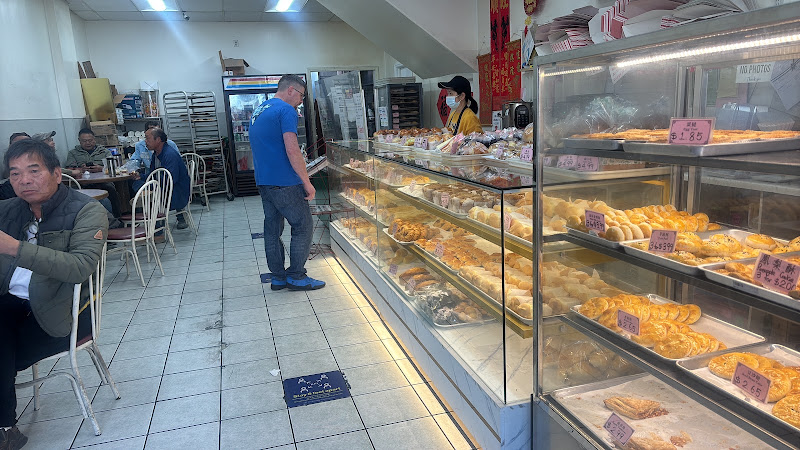 A-1 Geneva Bakery 3