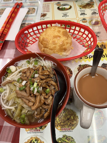 Red House Bakery and Cafe 2