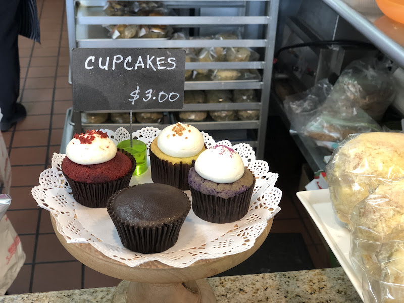 Auntie Em's Fine Foods & Pastries 2