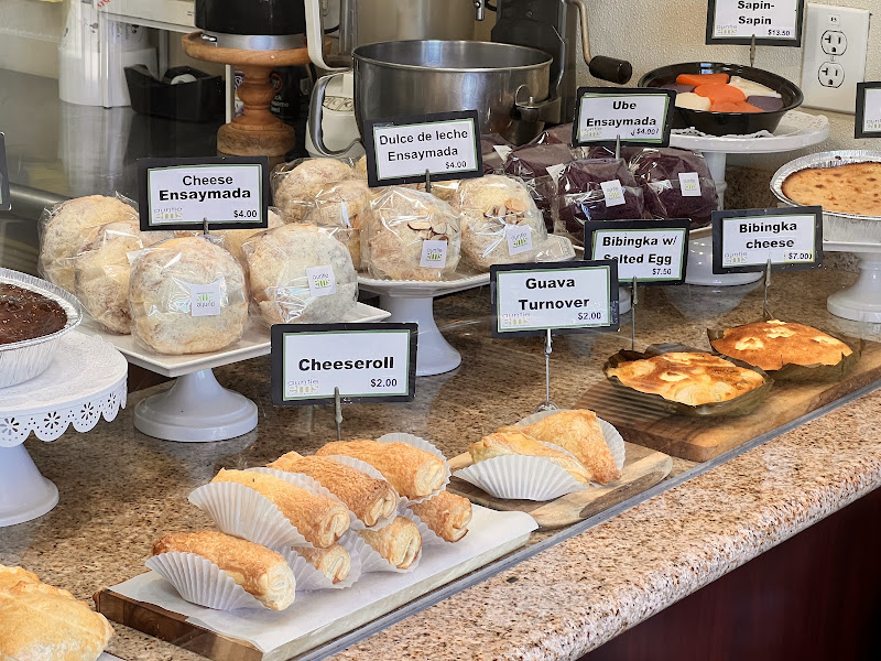 Auntie Em's Fine Foods & Pastries 3