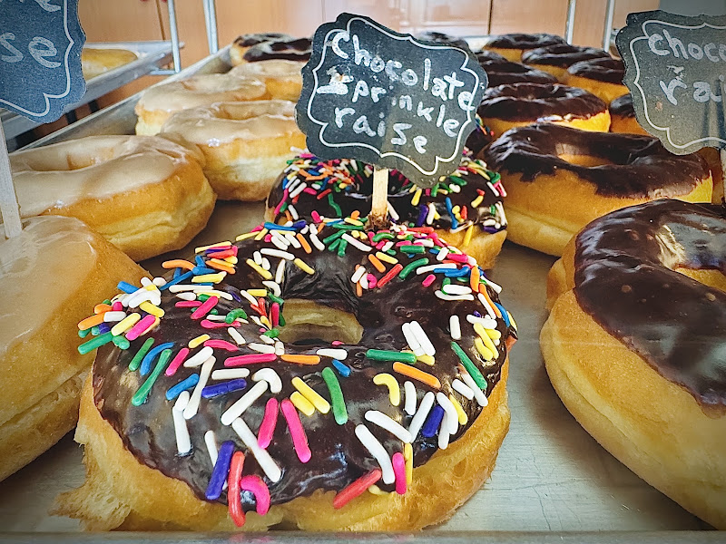 Royal Donut Shop 3