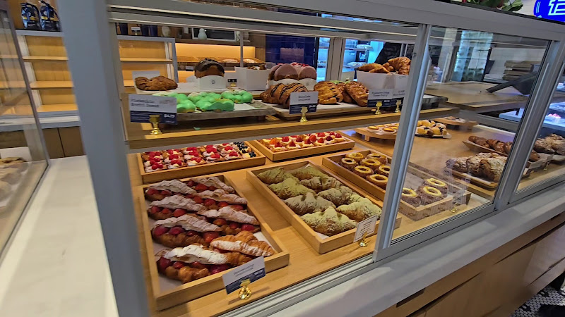 Paris Baguette 2