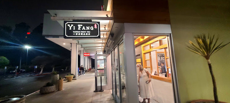 YiFang Taiwan Fruit Tea (Colma)