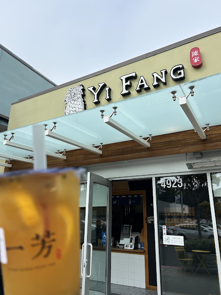 YiFang Taiwan Fruit Tea (Colma) 2