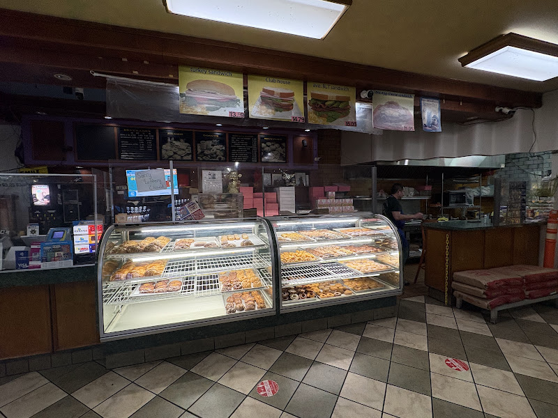 Royal Donut Shop 5