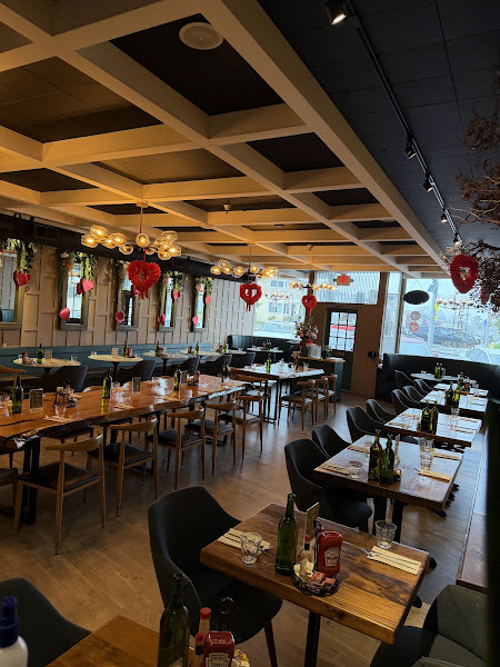 KAN KIIN BRUNCH & THAI EATERY