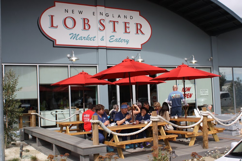 New England Lobster Market & Eatery