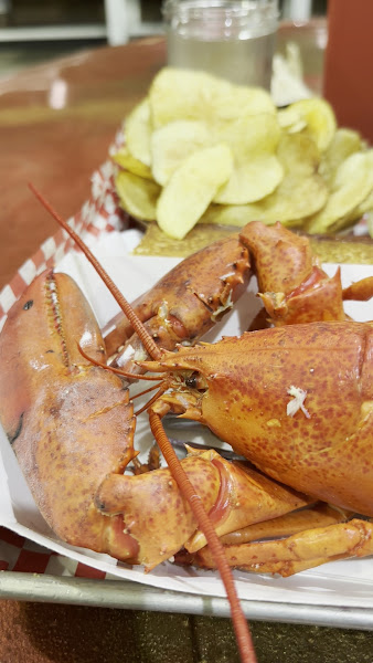 New England Lobster Market & Eatery 2
