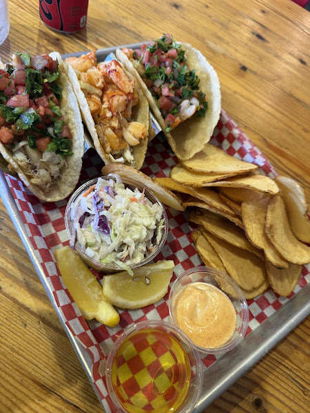New England Lobster Market & Eatery 5