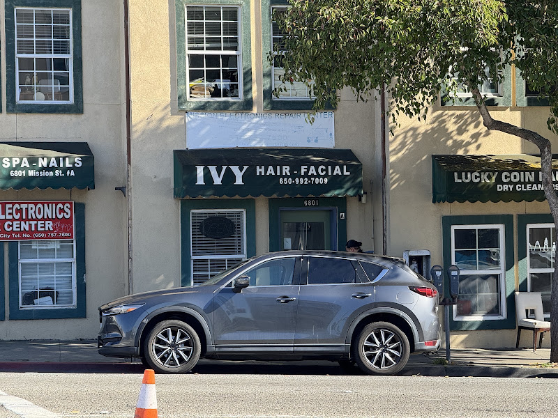 Ivy Star Nails & Hair 3