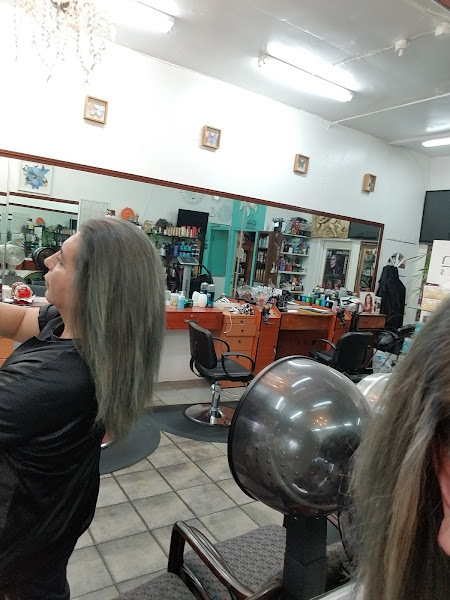 Sol y Luna Hairshop 4