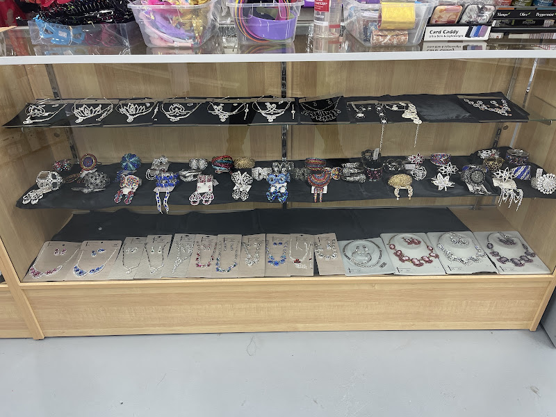 CAN Beauty Supplies 4