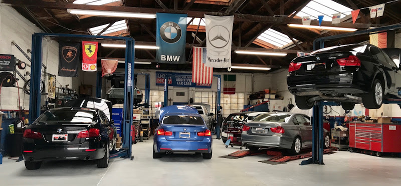 Unique Automotive 2
