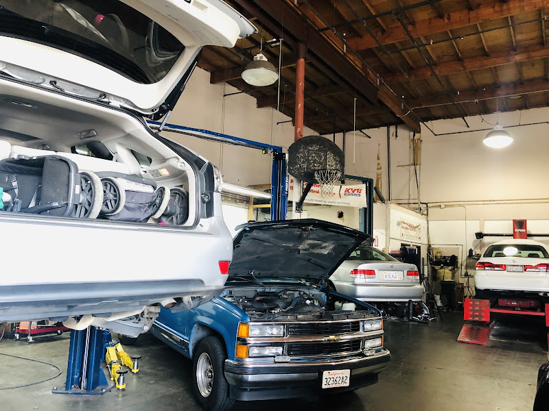 Unique Automotive 3