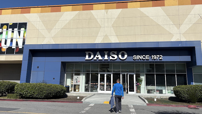 Daiso - Japanese Household Goods