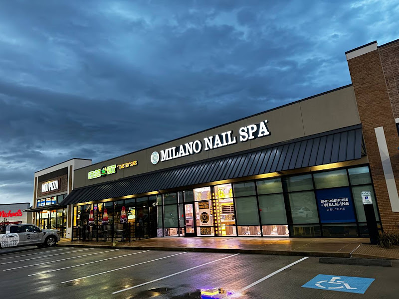 Milano Brook Hollow Nails Spa