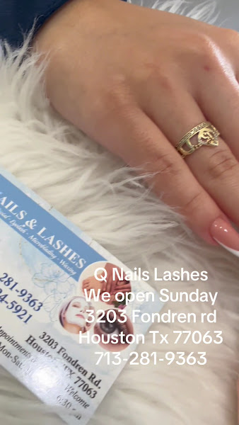 Q Nails & Lashes 2