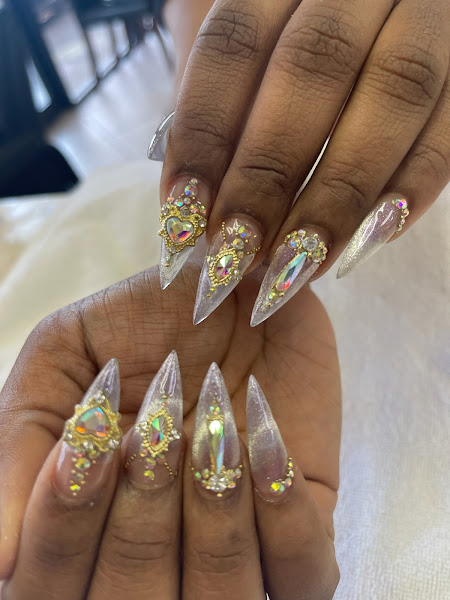 Hollywood Salon Spa 2