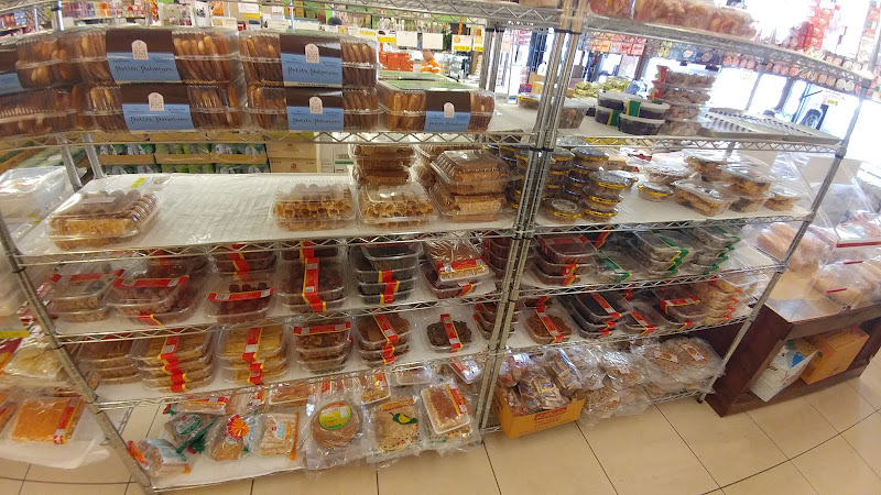 Ben Thanh Market 3
