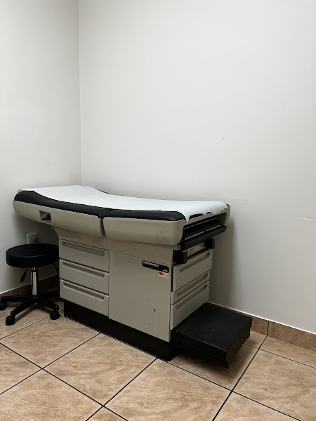 Mai Medical Clinic: Minh Mai, MD