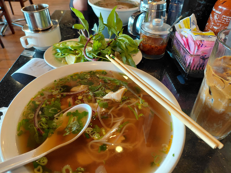 Phở Huy Restaurant 4