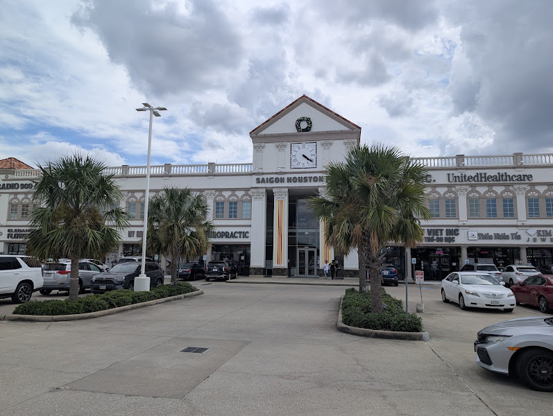 Saigon-Houston Plaza 4
