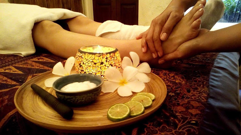 Traditional Thai massage 4