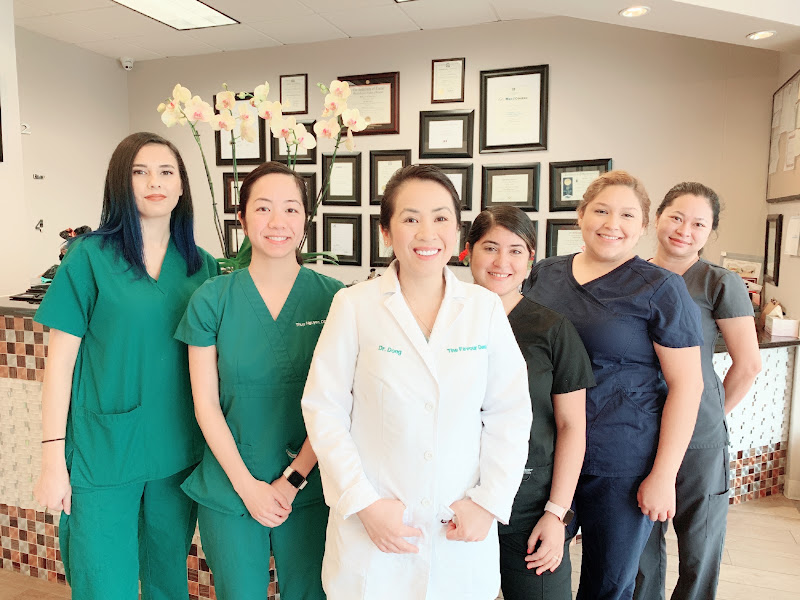 The Favour Dental: Cam Ngoc Dong, DDS