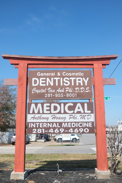 Crystal Van Anh Phi, D.D.S. 2
