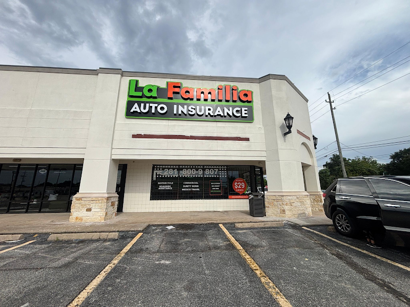 La Familia Auto Insurance