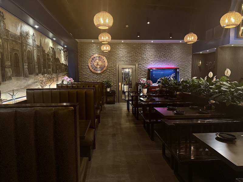Lotus de Bleu Bistro