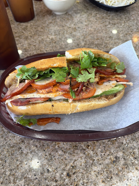Van Banh Mi 4