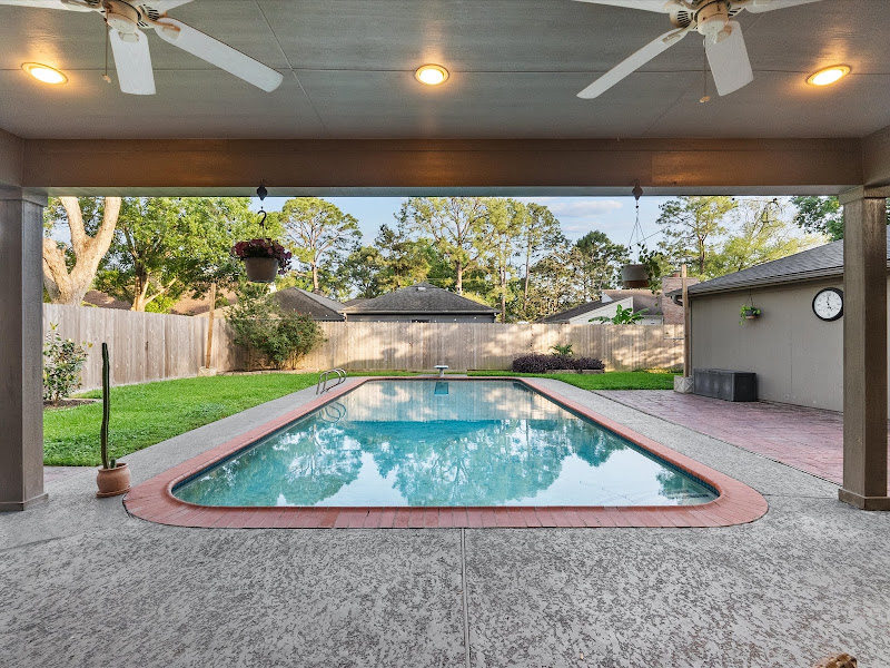 The SOLD with Santos Group - ST&A Realtors - Houston Home Buying & Selling Experts 4