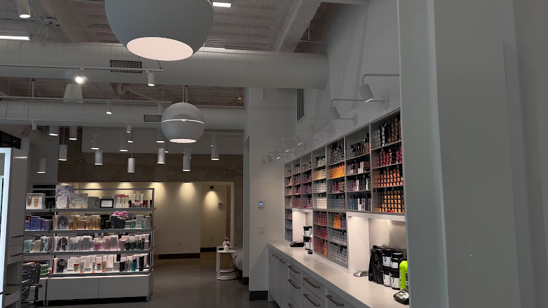 Hue Salon 2