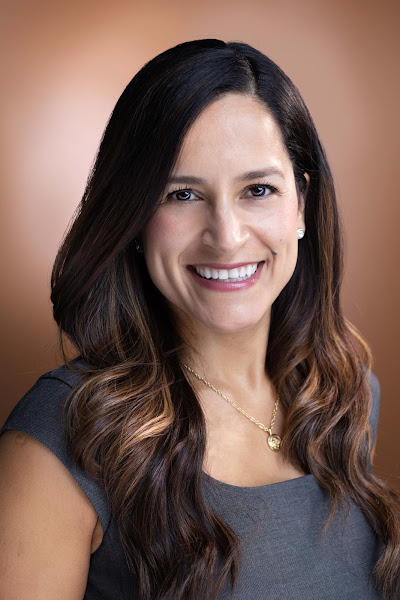 Angie Farish, Bilingual Real Estate Agent
