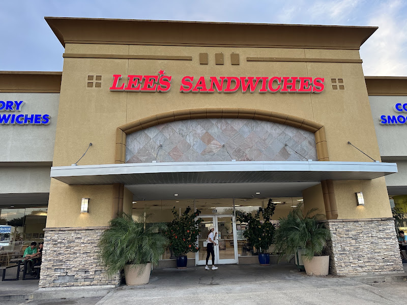 Lee's Sandwiches