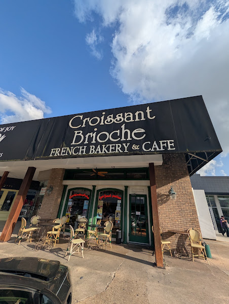 Croissant-Brioche French Bakery & Cafe
