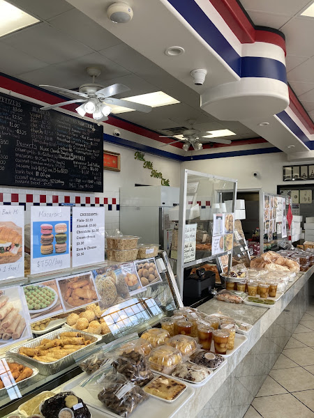 Parisian Bakery III & Cafe 4