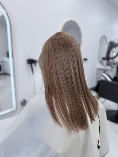 V8 Hair Salon 3