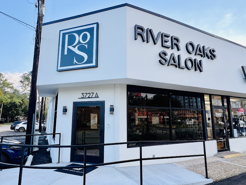 River Oaks Salon 3