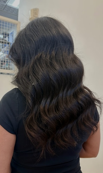 White A Salon 3