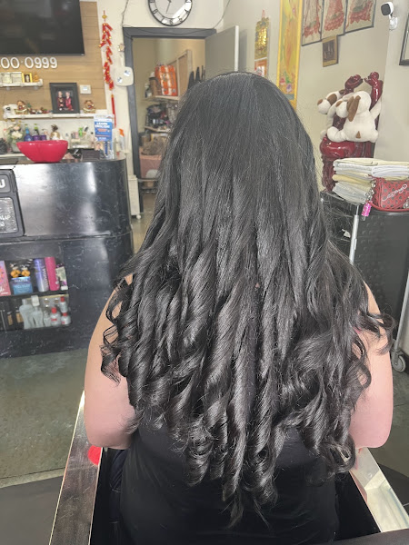 Nina Hair Salon 2
