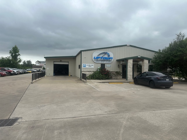 Uptown Automotive Auto Body Shop Repair