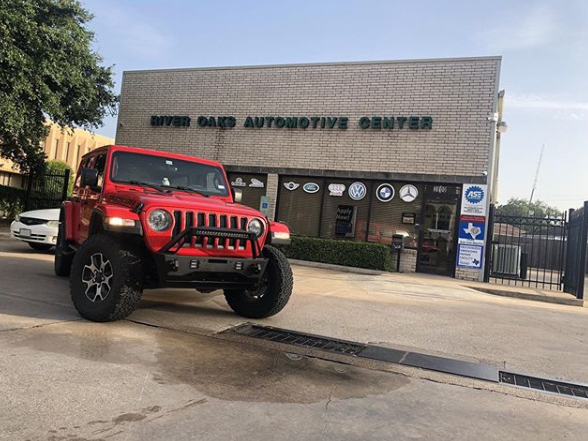 River Oaks Automotive Center 3