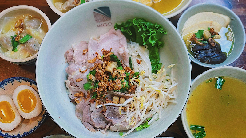 Migo Saigon Food Street 3