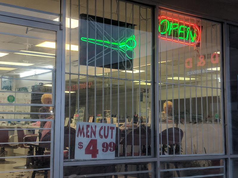 Nhi's Hair & Nails ($10 Mencut) 5