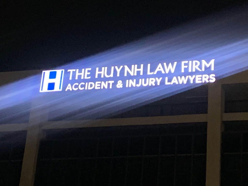 Huynh Law, PLLC 5