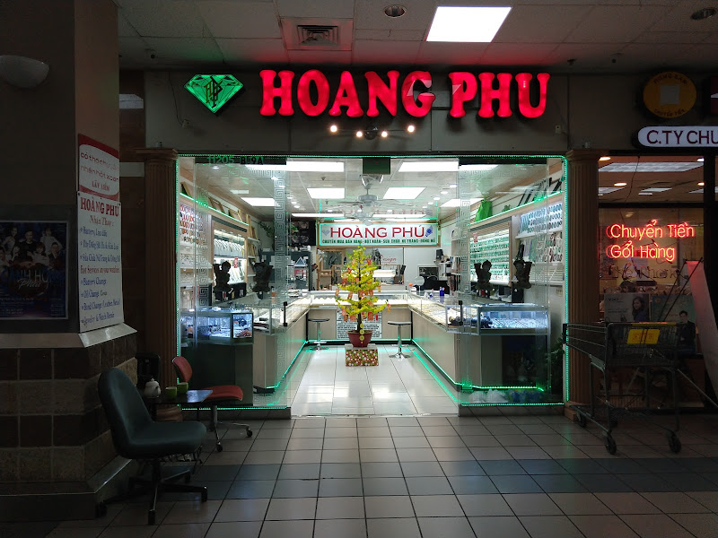 Phu Hoang Jewelers 3