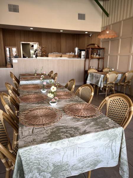 Ăn The Essence of Viet Food - Vietnamese Restaurant